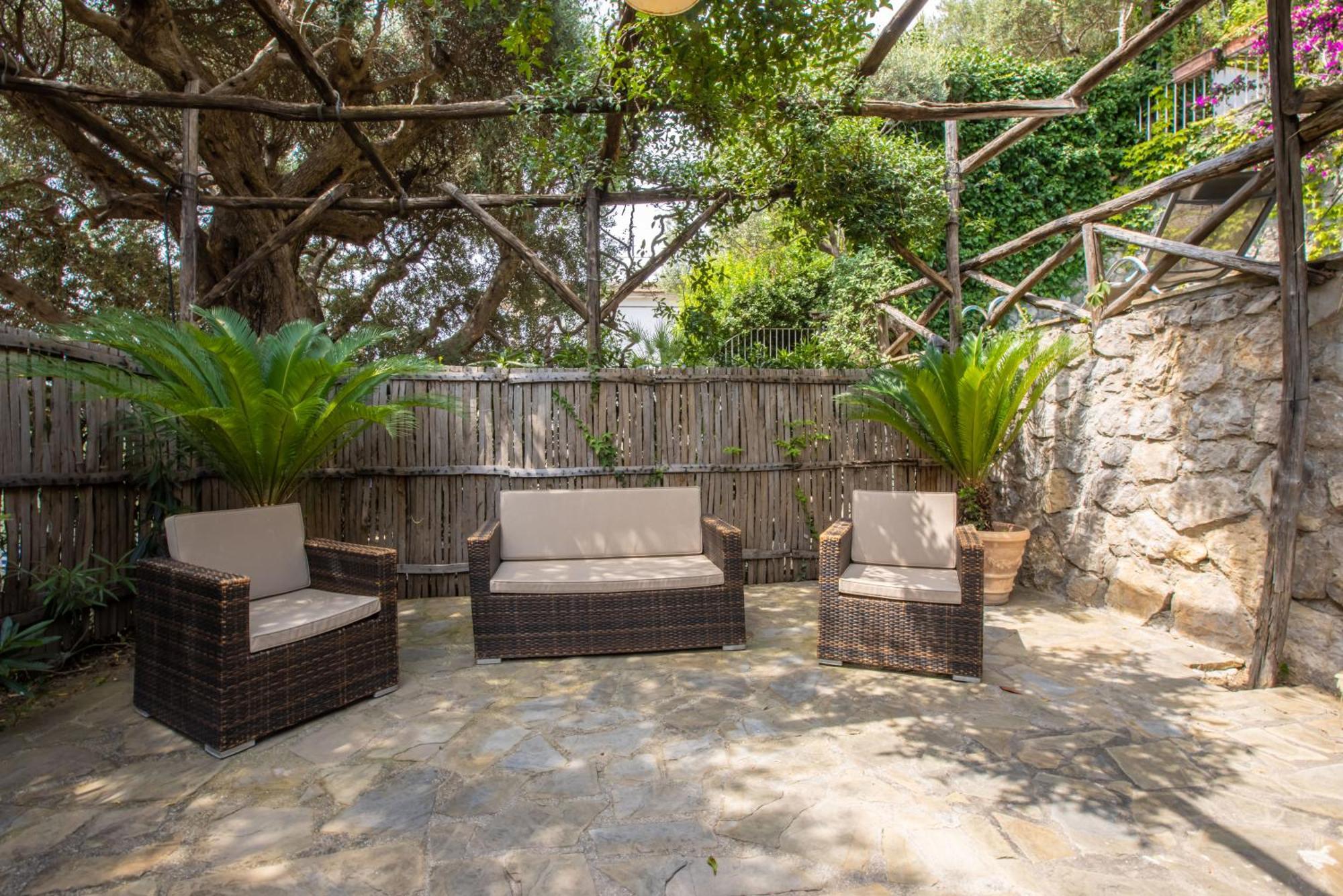 Villa Rita Apartments Massa Lubrense Ngoại thất bức ảnh